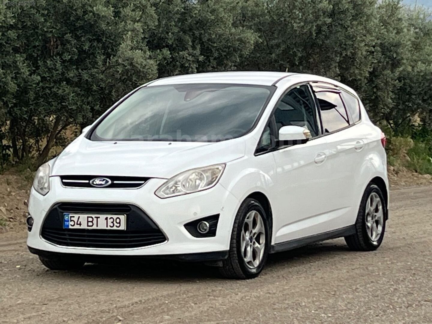 Galeriden Ford C-Max 1.6 TDCi Trend 2013 Model Manisa 143.800 km Beyaz 3