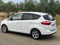 1 parça boya, değişensiz 143 bin kmde CMAX