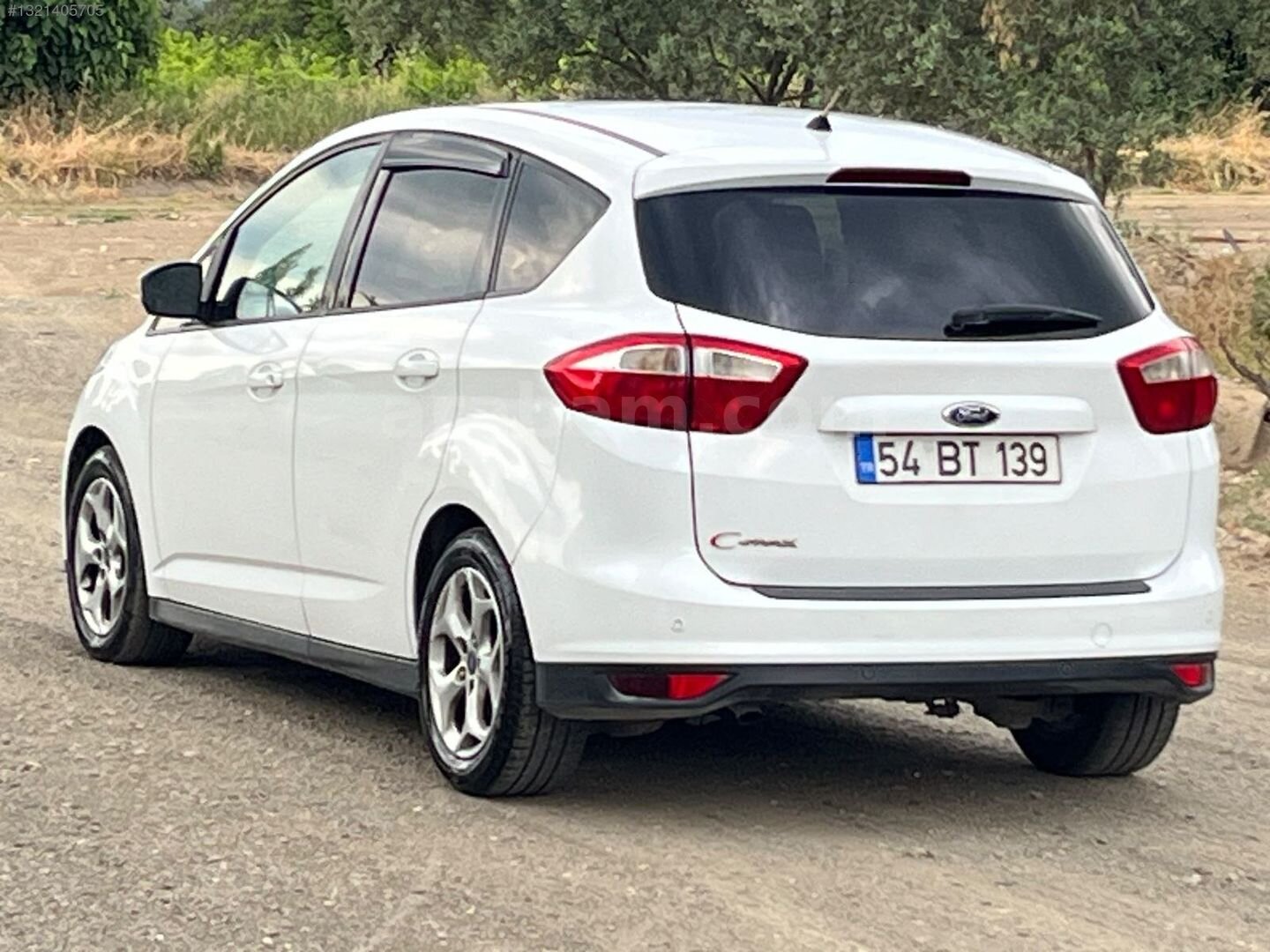 Galeriden Ford C-Max 1.6 TDCi Trend 2013 Model Manisa 143.800 km Beyaz 4