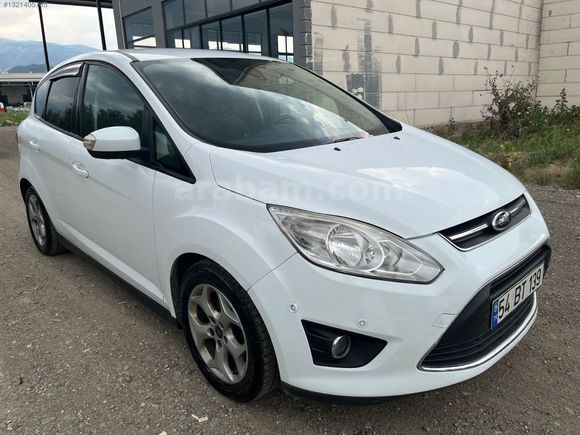 1 parça boya, değişensiz 143 bin kmde CMAX