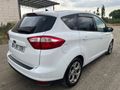 1 parça boya, değişensiz 143 bin kmde CMAX
