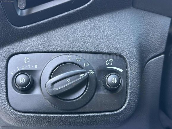 2015 C-MAX TİTANİUM 142.000 KM CAM TAVAN