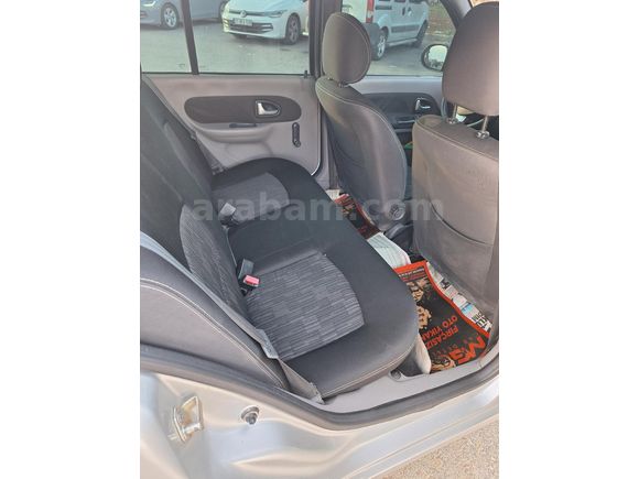 Sahibinden 109.000 km Renault Symbol 1.5 dCi Expression 2011 Model