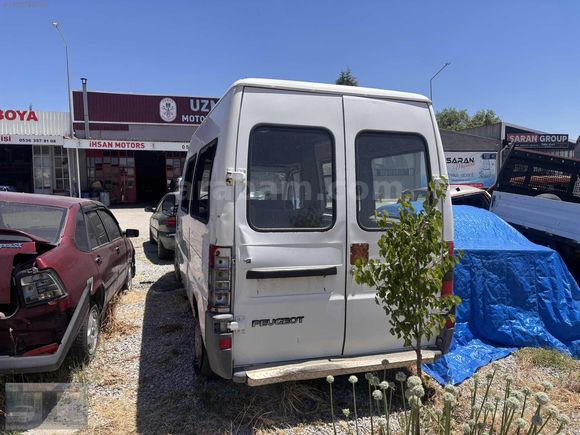 2.5 Turbo boxer 7 kişilik yük nakli