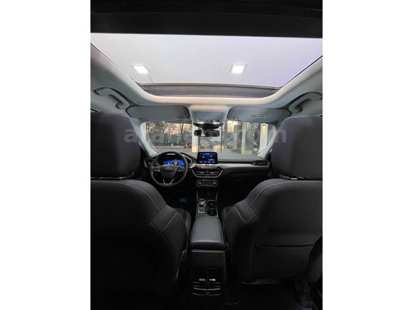 HATASIZ AİLE ARACI Ford Kuga 1.5 EcoBoost Titanium 2023 Model 