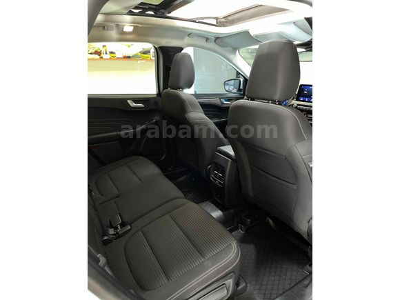 HATASIZ AİLE ARACI Ford Kuga 1.5 EcoBoost Titanium 2023 Model 