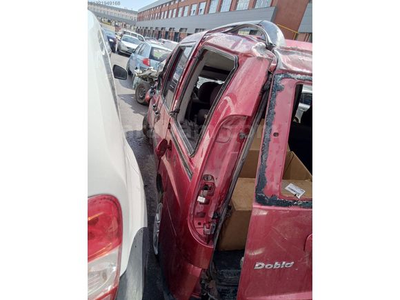 PLAKALI HASAR KAYITSIZ 2006 FİAT DOBLO 1.3 MULTİJET