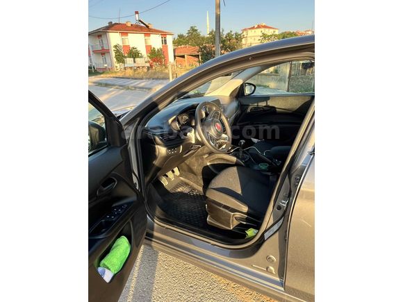 Sahibinden Fiat Egea 1.4 Fire Easy Plus 2023 Model 
