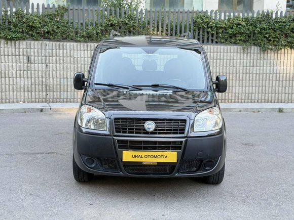 İLK SAHİBİNDEN 163 BİN KM DE KLİMALI DOBLO
