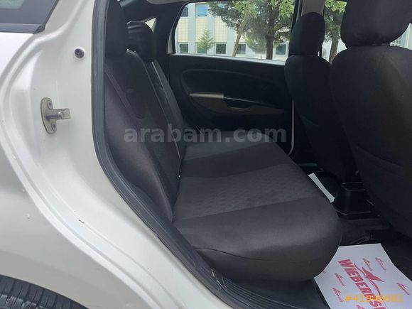 2013 LİNEA 1.3 DİZEL 139.000 KM DE