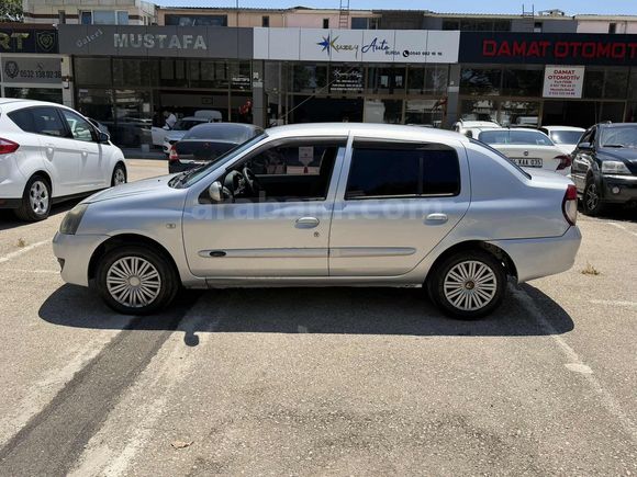 DAMAT dan 2008 SEMBOL 1.5 DCI EXTREME
