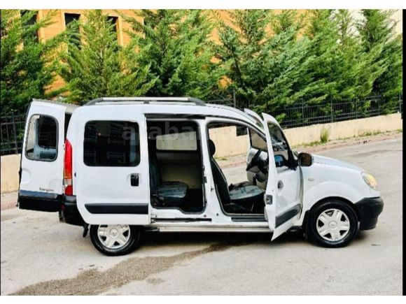 Sahibinden Renault Kangoo 1.5 dCi Authentique 2012 Model a