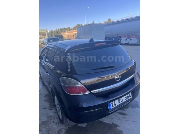 Değişensiz  tek lokal boyalı Astra