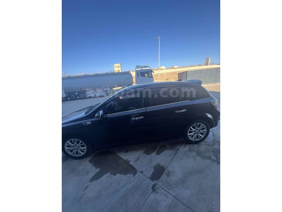 Değişensiz  tek lokal boyalı Astra