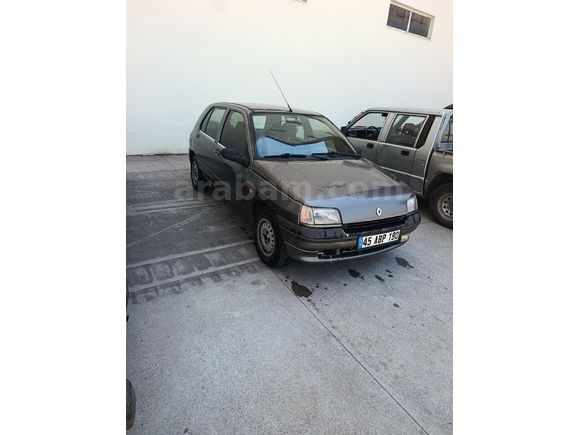 Sahibinden Renault Clio 1.4 RN 1996 Model
