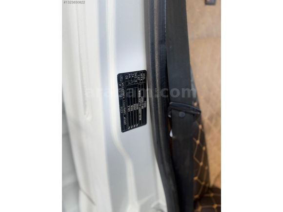 TEMİZ 2004 MODEL NEVŞEHİR KESİMİ FORD TRANSİT 350LİK
