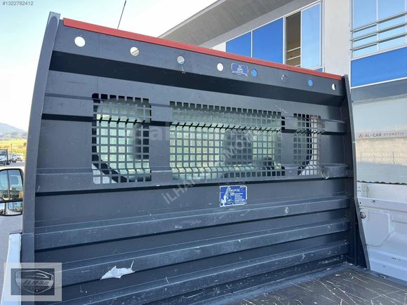 İLHAN'DAN 2015 FORD TRANSİT 350L KLİMALI 200BİNKM BOYASIZ %20KDV