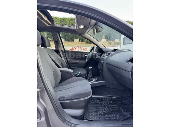 Galeriden Renault Megane 1.5 dCi Dynamique 2004 Model Manisa