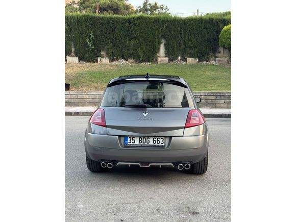 Galeriden Renault Megane 1.5 dCi Dynamique 2004 Model Manisa