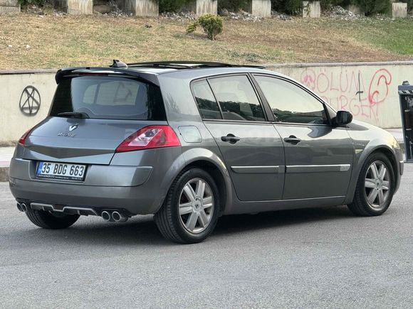Galeriden Renault Megane 1.5 dCi Dynamique 2004 Model Manisa