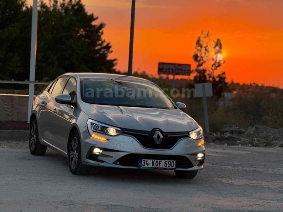 Özdağ’lardan  Renault Megane 1.3 TCe Touch 2024 Model Malatya