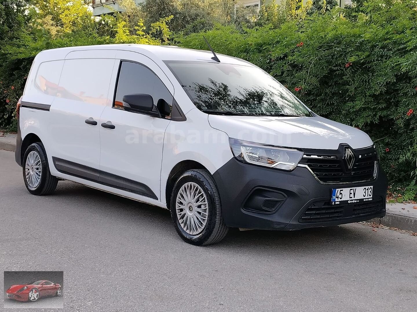 Galeriden Renault Kangoo 1.5 BlueDCI L2 Equilibre 2025 Model İzmir 36.000 km Beyaz 4
