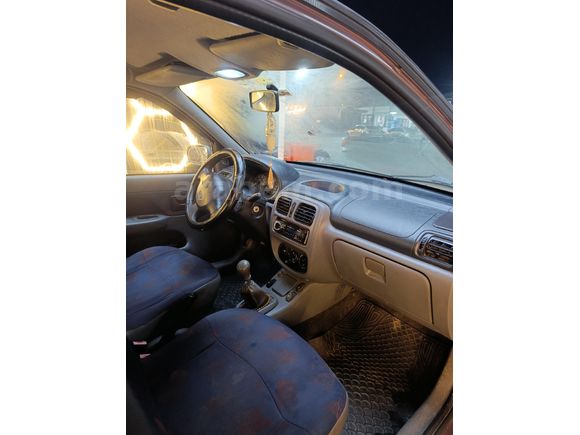Sahibinden Renault Clio 1.4 RNA 2001 Model