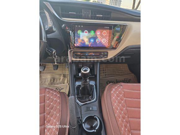 Sahibinden Toyota Corolla 1.4 D-4D Touch 2017 Model  635.000 km Beyaz