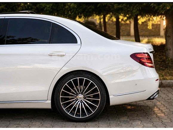 BEKE OTOMOTİV”DEN 2018 MERSEDES E-220 4 MATİC 