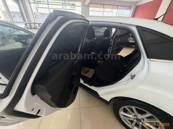 2016-FOCUS-170 binde DİZEL *OTOMATİK* TREND-X