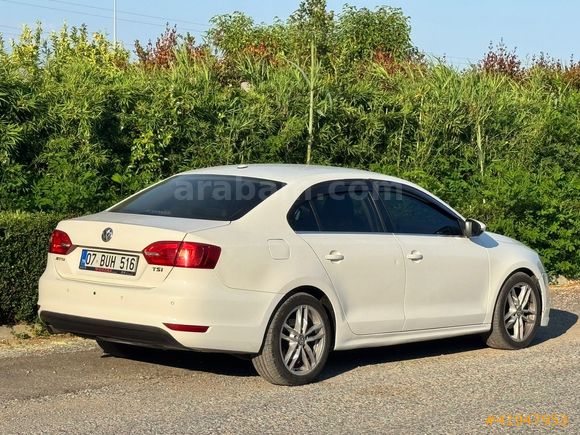 FIRSAT ARACI VW JETTA 1.2 TSI COMFORTLINE 2011 MODEL