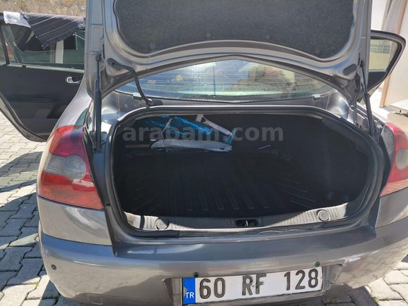 Sahibinden Renault Megane 1.5 dCi Dynamique 2005 Model
