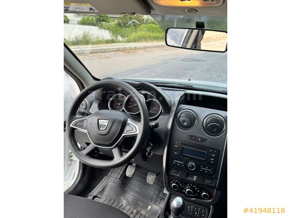 BAKIMLI DACIA DUSTER 1.5 DCİ 4X4 2017 LAURATTE
