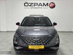 ÖZPAM 2.EL'DEN 2023 CHERY OMODA 5 1.6 T-GDI LUXURY 183 BG