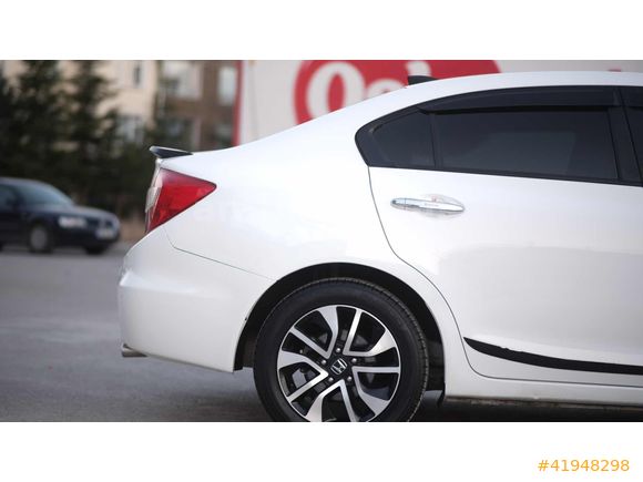 145 Binde Otomatik FB7 Sahnede
