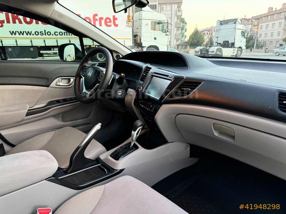 145 Binde Otomatik FB7 Sahnede