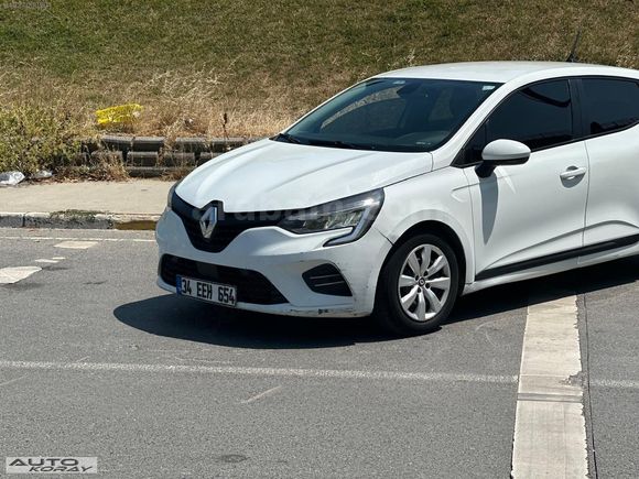 18 AY TAKSİTLE 2021 RENAULT CLİO 1.0SCE GÖRÜLMEYE DEĞER
