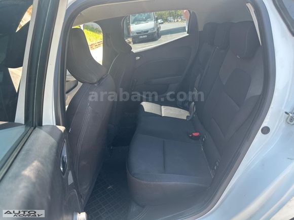 18 AY TAKSİTLE 2021 RENAULT CLİO 1.0SCE GÖRÜLMEYE DEĞER