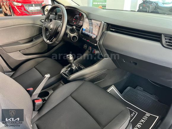 PEUGEOT BAYKARALAR 2022 CLİO 1.0 SCE JOY MANUEL 65HP