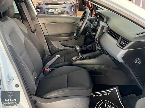 PEUGEOT BAYKARALAR 2022 CLİO 1.0 SCE JOY MANUEL 65HP