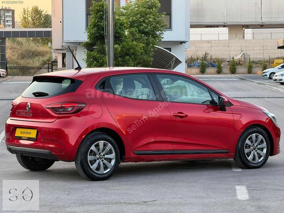 2022 CLIO 1.0 SCE 140BİN KM TAM BAKIMLI TERTEMİZ