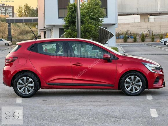 2022 CLIO 1.0 SCE 140BİN KM TAM BAKIMLI TERTEMİZ