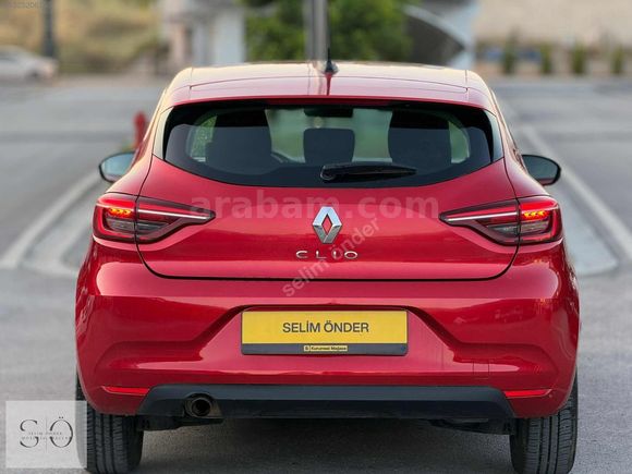 2022 CLIO 1.0 SCE 140BİN KM TAM BAKIMLI TERTEMİZ