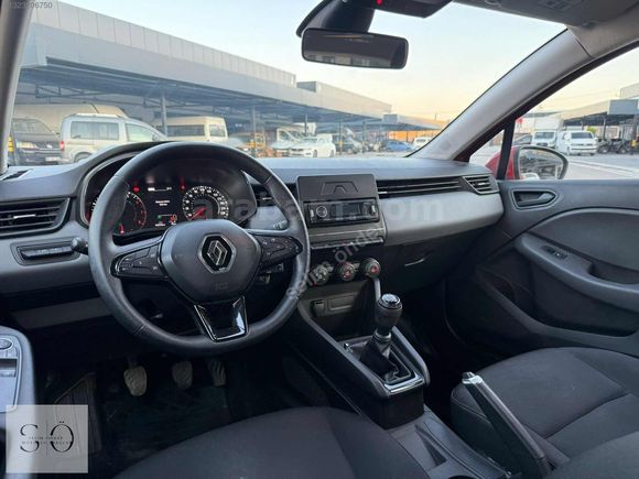 2022 CLIO 1.0 SCE 140BİN KM TAM BAKIMLI TERTEMİZ