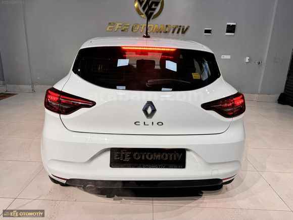 2022 RENAULT CLİO 1.0 SCE 1PARÇA BOYALI DEĞİŞENSİZ SERV. BAKIMLI