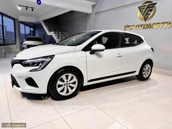 2022 RENAULT CLİO 1.0 SCE 1PARÇA BOYALI DEĞİŞENSİZ SERV. BAKIMLI
