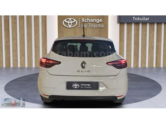 TOYOTA PLAZA TOKULLAR'DAN 2021 CLİO 1.0 SCE MANUEL