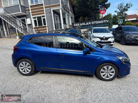 2022 RENAULT CLİO 1.0 SCE MANUEL 140.000 KM