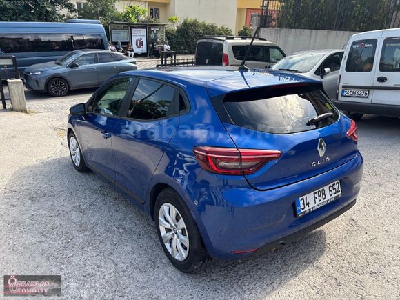 2022 RENAULT CLİO 1.0 SCE MANUEL 140.000 KM