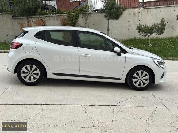 GENÇ AUTO'DAN HATASIZ RENAULT CLİO 0.68 KREDİ İMKANI İLE